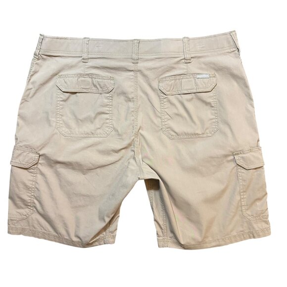 Men's Lee Performance Cargo Shorts - Picture 2 of 5